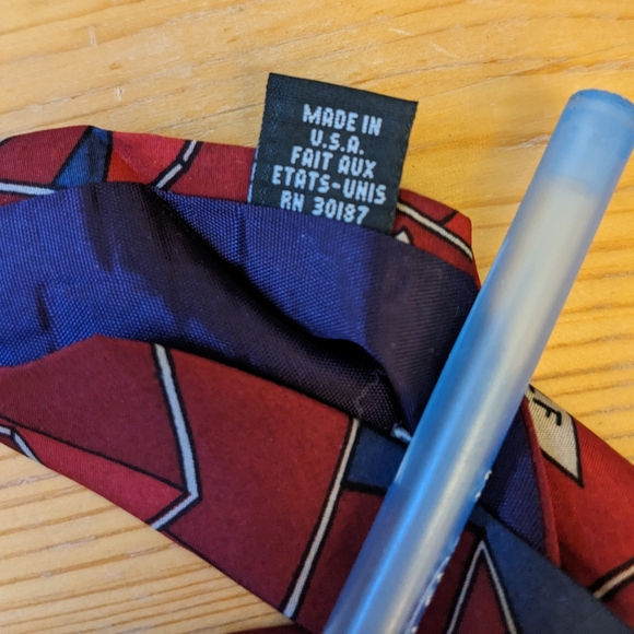 Beatles Silk "Day Tripper" Tie - Picture 6 of 6